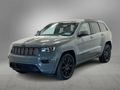 Used 2020 Jeep Grand Cherokee Altitude