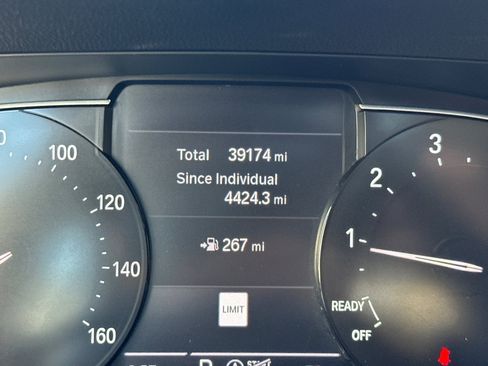 Used 2021 BMW 330i Sedan w/ Convenience Package RWD image 24