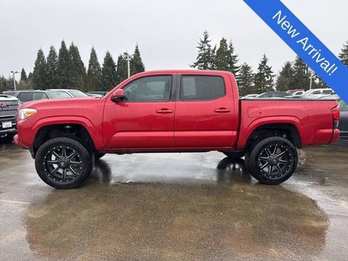 Used 2019 Toyota Tacoma SR w/ SR Convenience Package image 4