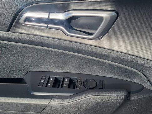 New 2026 Kia Sportage LX image 7