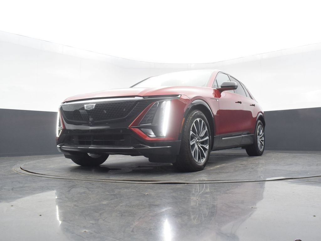 Certified 2024 Cadillac Lyriq Sport AWD/4WD image 44