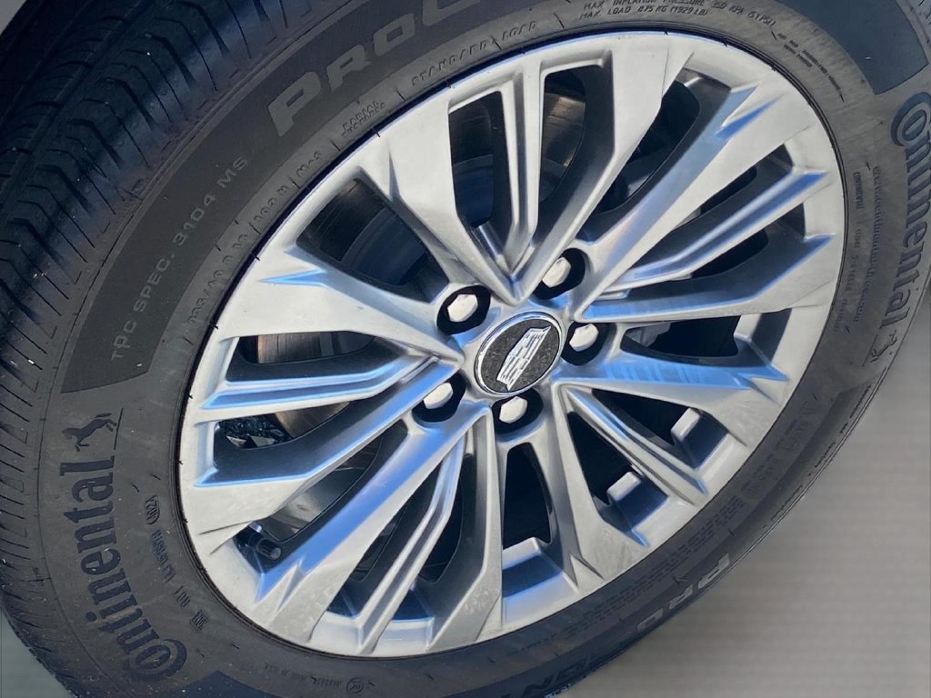 Used 2025 Cadillac XT4 Premium Luxury FWD image 20