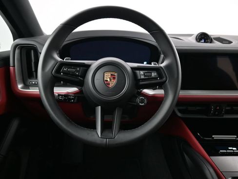 Certified 2026 Porsche Cayenne S AWD/4WD image 13