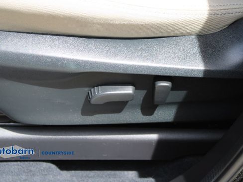 Used 2021 Subaru Ascent Premium w/ Convenience Package AWD/4WD image 10