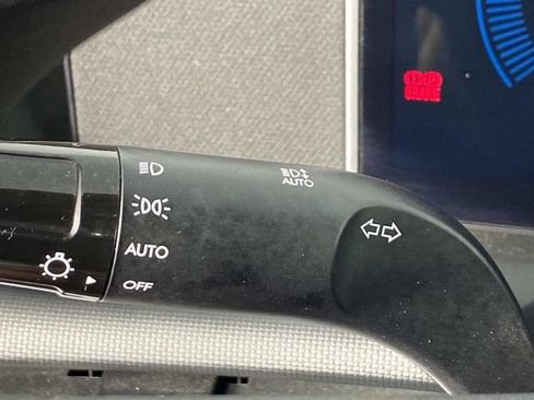 Used 2025 Hyundai Tucson SEL AWD/4WD image 17
