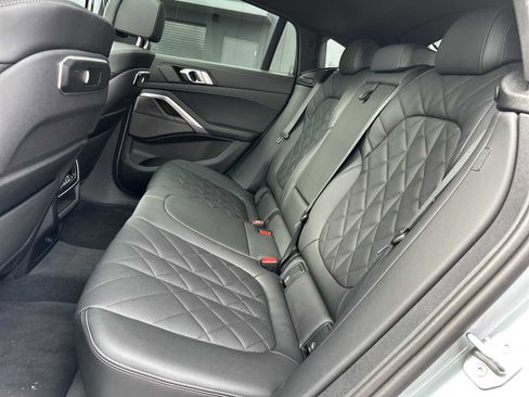 Used 2024 BMW X6 xDrive40i image 23