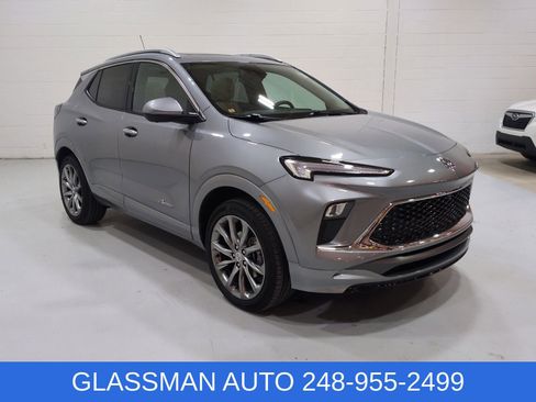 Used 2024 Buick Encore GX Avenir w/ Avenir Technology Package AWD/4WD image 1