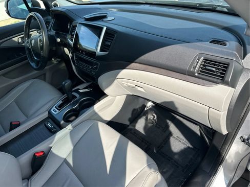 Used 2017 Honda Pilot EX-L image 12