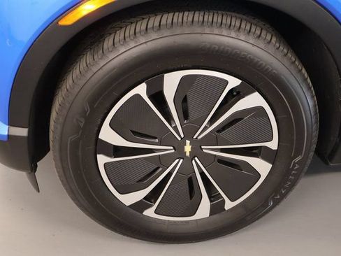 New 2025 Chevrolet Blazer EV LT AWD/4WD image 8