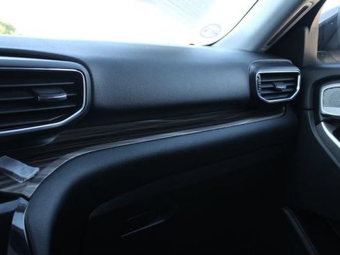 Used 2022 Ford Explorer Limited RWD image 20