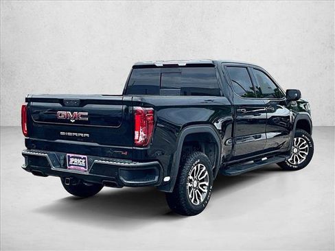 Used 2020 GMC Sierra 1500 AT4 w/ Off-Road Performance Package AWD/4WD image 2