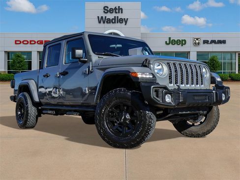 Used 2020 Jeep Gladiator Overland w/ Safety Group image 1