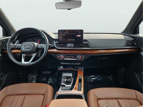 Certified 2023 Audi Q5 2.0T Premium w/ Convenience Package image 32
