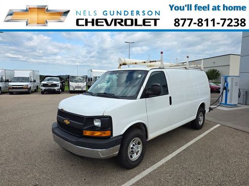 Used 2016 Chevrolet Express 3500 Work Van image 3