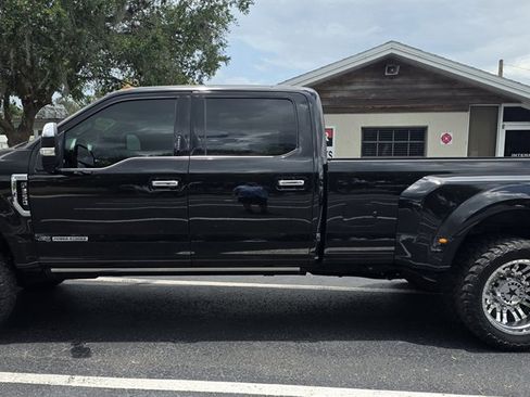 Used 2017 Ford F350 King Ranch w/ King Ranch Ultimate Package AWD/4WD image 3