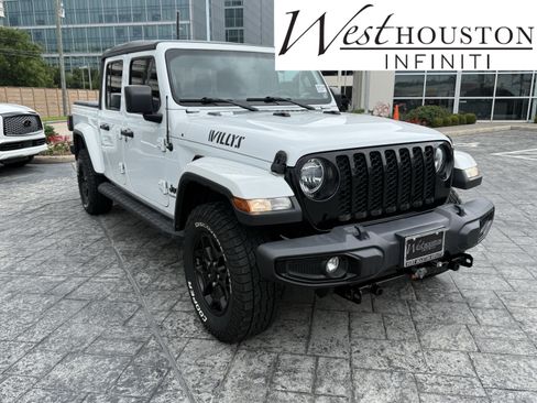 Used 2021 Jeep Gladiator Sport AWD/4WD image 1