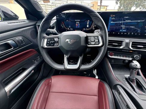 Used 2025 Ford Mustang GT Premium w/ GT Performance Package RWD image 8