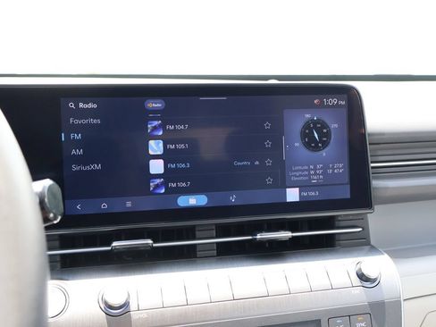 Used 2025 Hyundai Kona SEL AWD/4WD image 34