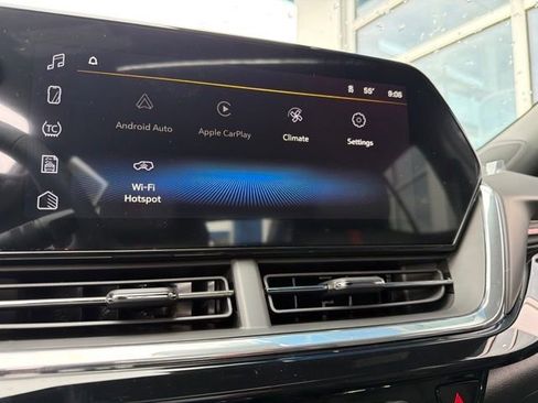 New 2026 Chevrolet Trax RS w/ Sunroof Package FWD image 22