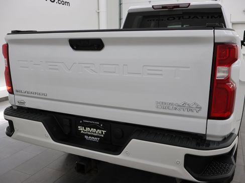 Used 2021 Chevrolet Silverado 2500 High Country w/ Z71 Off-Road Package image 32