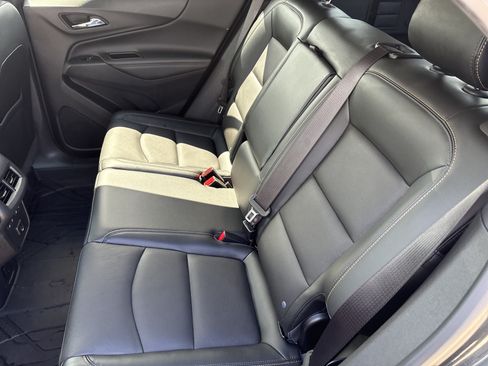 Used 2020 Chevrolet Equinox Premier FWD image 15