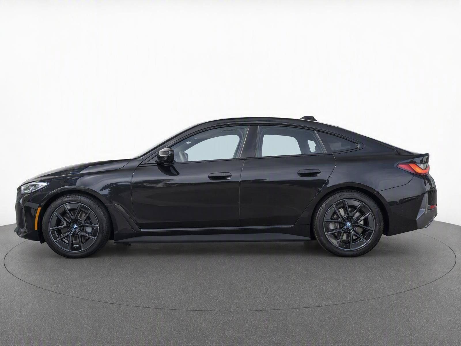 Used 2023 BMW i4 eDrive35 RWD image 4