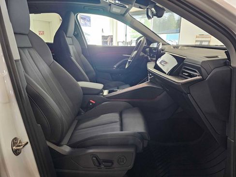 New 2025 Audi Q5 Premium Plus image 11