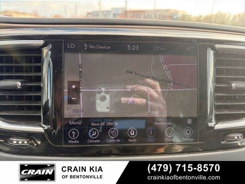 Used 2019 Chrysler Pacifica Touring-L Plus image 22