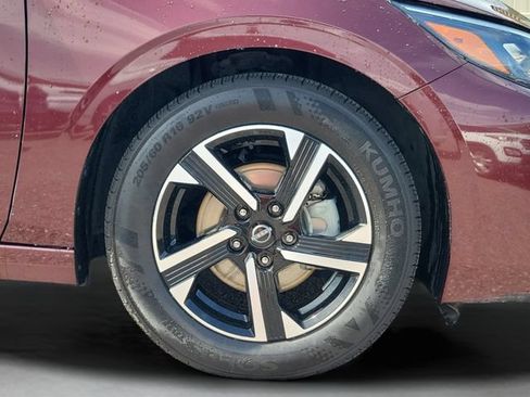 Used 2024 Nissan Sentra SV FWD image 37