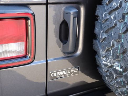 Used 2024 Jeep Wrangler Willys image 4