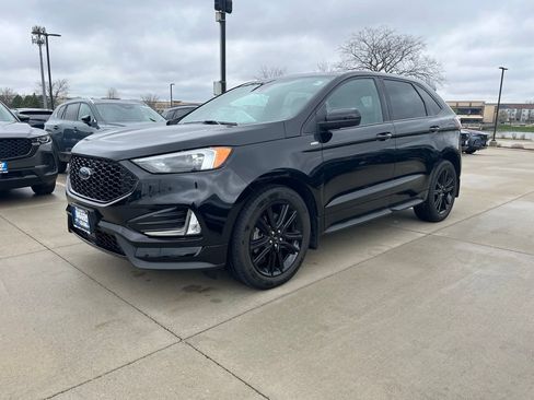 Used 2021 Ford Edge ST-Line image 5