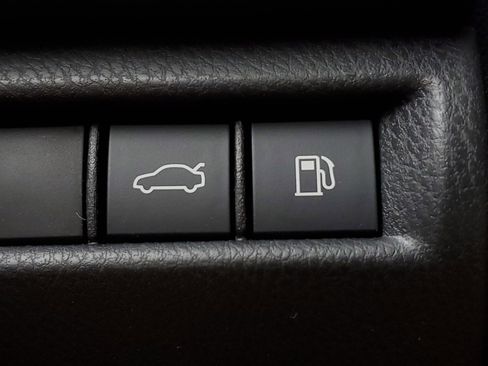 Used 2026 Toyota Camry SE image 31