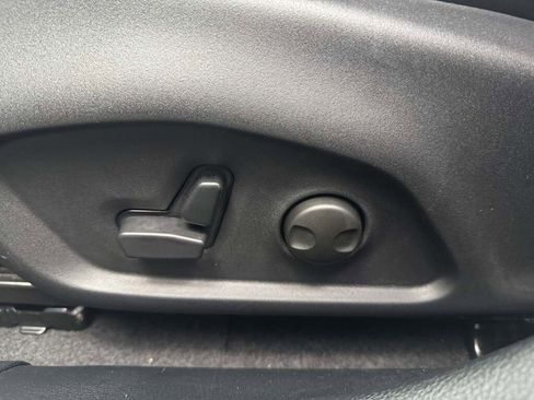 New 2026 Jeep Compass Limited image 19