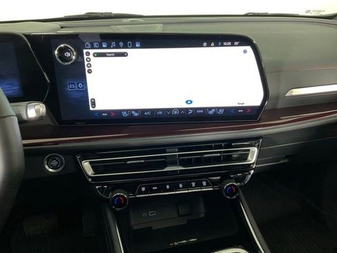 Used 2024 Chevrolet Traverse RS w/ LPO, Floor Liner Package image 16