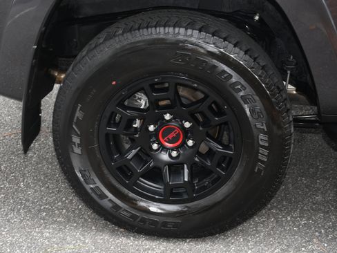 Used 2023 Toyota 4Runner SR5 image 22