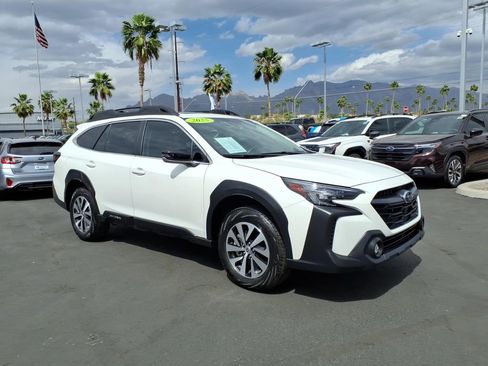 Certified 2025 Subaru Outback Premium image 1