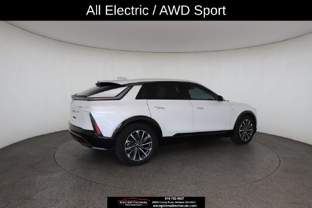 Used 2024 Cadillac Lyriq Sport w/ LPO, Floor Liner Package AWD/4WD image 20