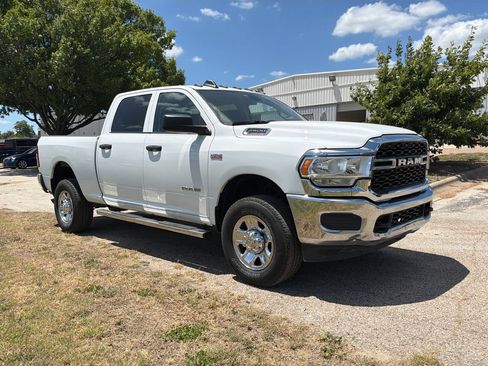 Used 2019 RAM 2500 Tradesman AWD/4WD image 3