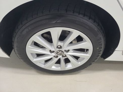 Certified 2023 Toyota Camry LE FWD image 35