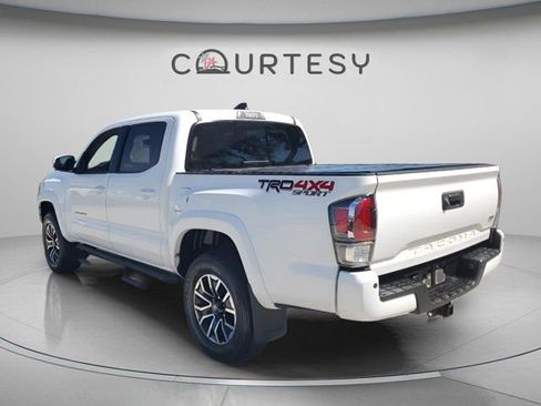 Used 2023 Toyota Tacoma TRD Sport w/ Technology Package image 2