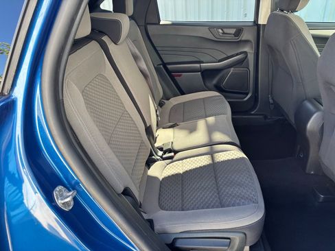 Used 2022 Ford Escape SE w/ SE Sport Appearance Package image 33