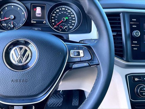 Used 2019 Volkswagen Atlas SE FWD image 23