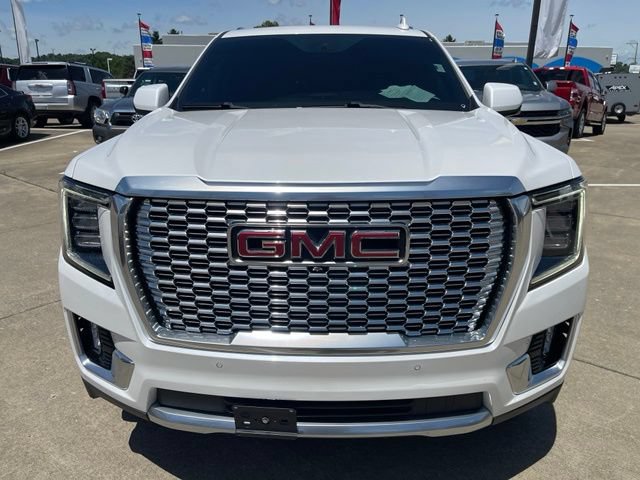 Used 2023 GMC Yukon Denali AWD/4WD image 5