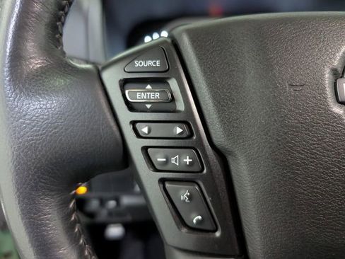 Used 2022 Nissan Frontier SV w/ SV Premium Package image 20