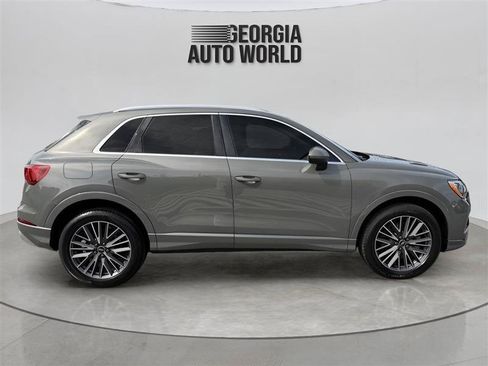 Used 2022 Audi Q3 2.0T Premium w/ Convenience Package AWD/4WD image 13