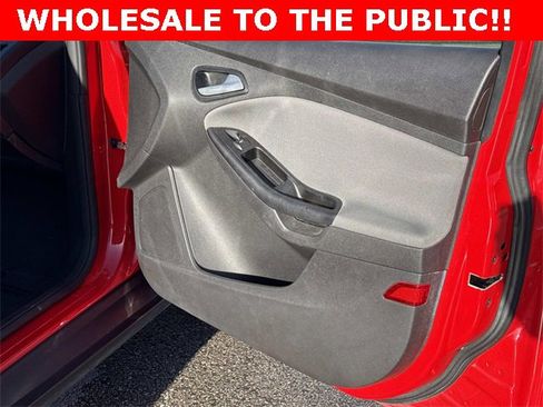 Used 2014 Ford Focus SE image 17