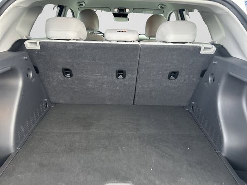 Used 2024 Hyundai Kona SEL image 9