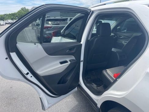 Used 2018 Chevrolet Equinox Premier AWD/4WD image 7