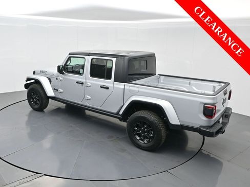Used 2023 Jeep Gladiator Willys image 59
