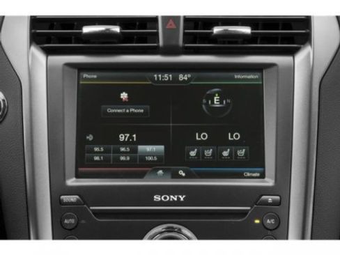 Used 2015 Ford Fusion Titanium image 10